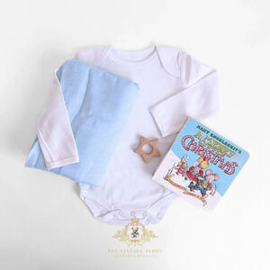 NWT Cute Baby Christmas Gift Set Baby Onesie Blanket Wooden Toy Children's Book